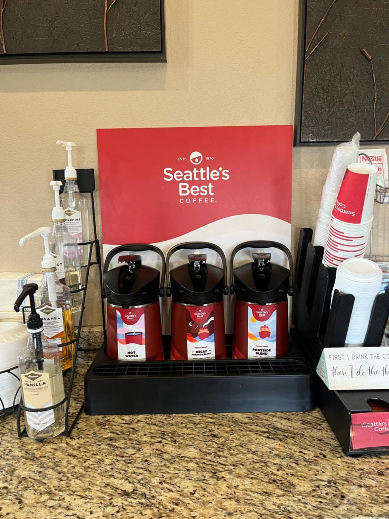 Cobblestone Inn & Suites - Denison | Oak Ridge Luaran gambar
