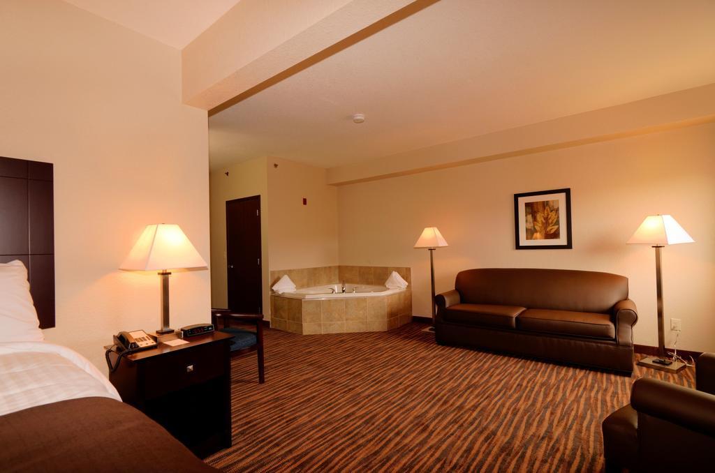 Cobblestone Inn & Suites - Denison | Oak Ridge Luaran gambar