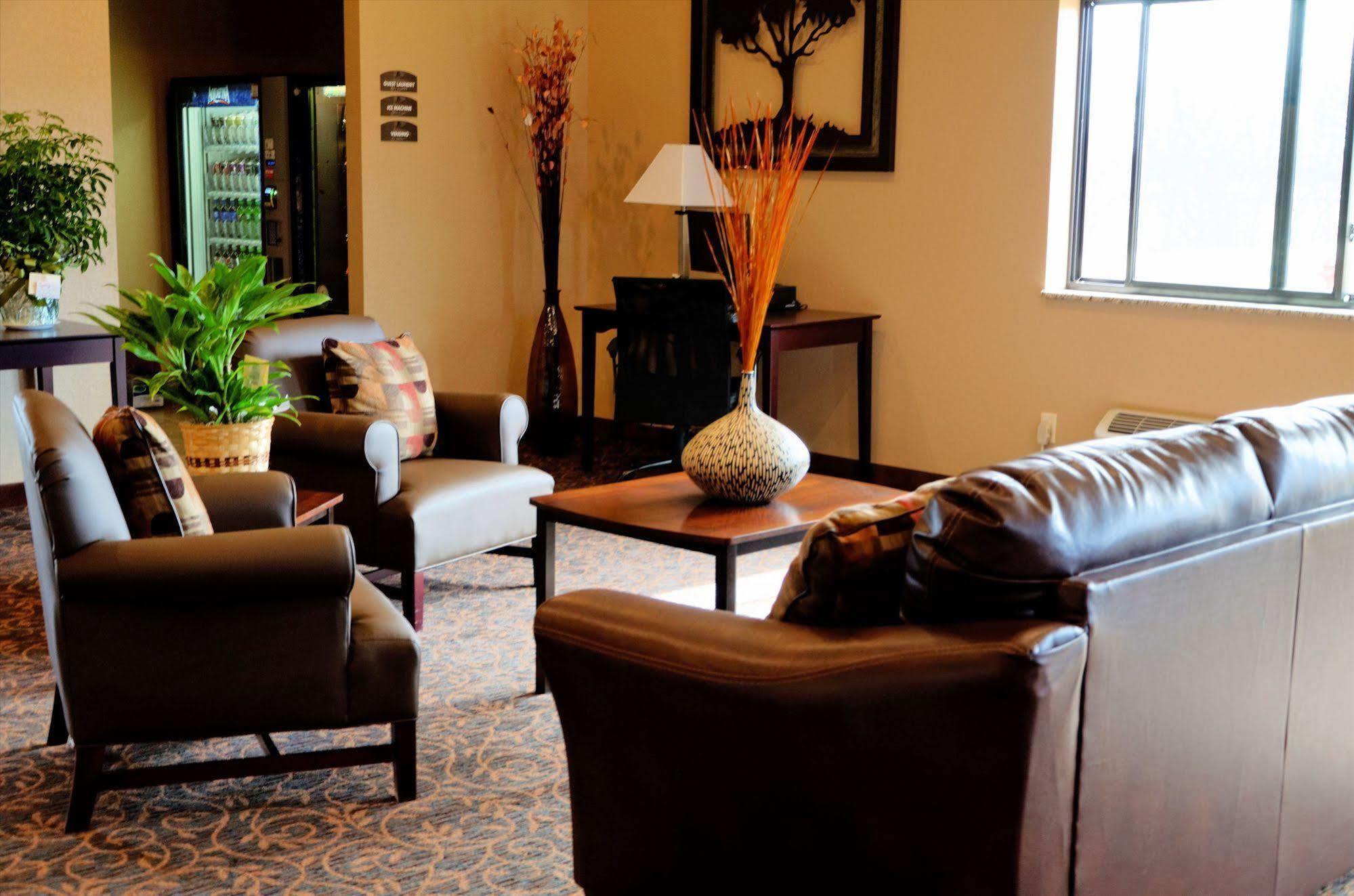 Cobblestone Inn & Suites - Denison | Oak Ridge Luaran gambar