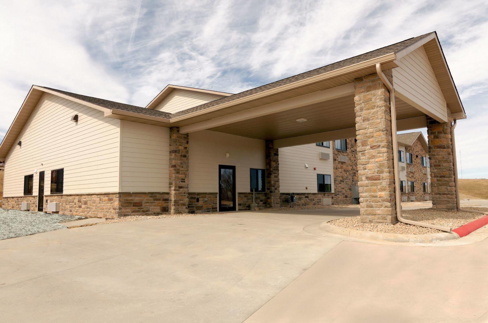 Cobblestone Inn & Suites - Denison | Oak Ridge Luaran gambar